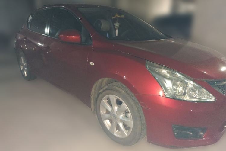 Used Nissan Tiida 2011 1.6L CVT Comfort Model Front Right 45 Deg