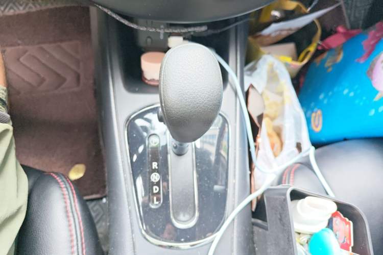 Used Nissan Tiida 2011 1.6L CVT Comfort Model Gear Lever