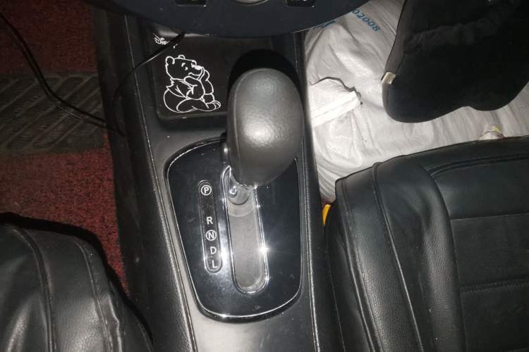Used Nissan Tiida 2011 1.6L CVT Comfort Model Gear Lever