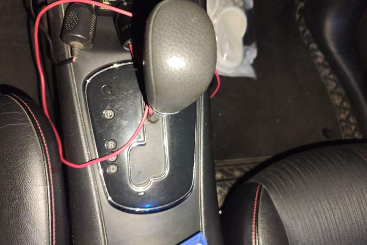 Used Nissan Tiida 2011 1.6T M-CVT Cool Edition Gear Lever