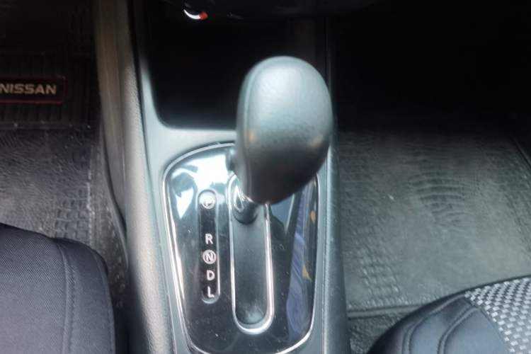 Used Nissan Tiida 2011 1.6L CVT Comfort Model Gear Lever