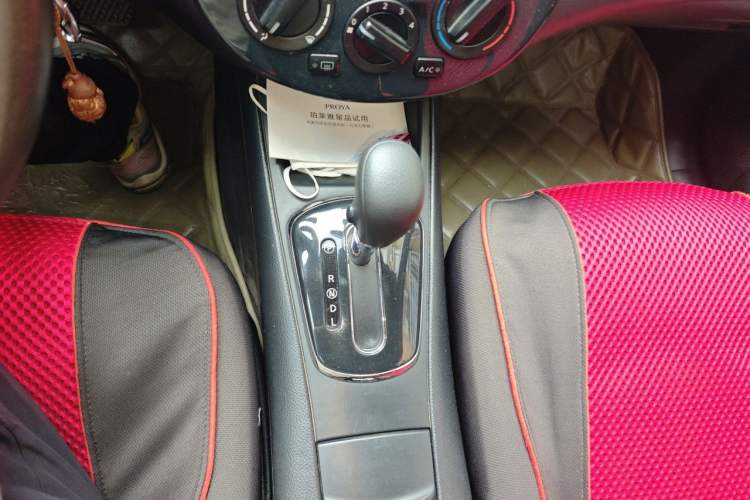 Used Nissan Tiida 2011 1.6L CVT Comfort Model Gear Lever