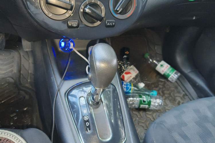 Used Nissan Tiida 2011 1.6L CVT Comfort Model Gear Lever