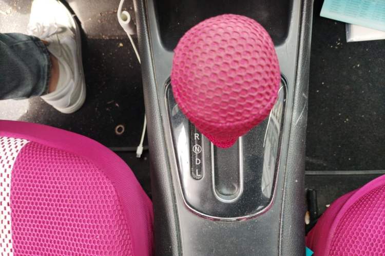 Used Nissan Tiida 2011 1.6L CVT Comfort Model Gear Lever