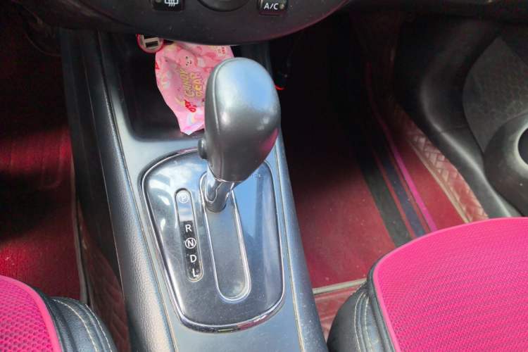Used Nissan Tiida 2011 1.6L CVT Comfort Model Gear Lever
