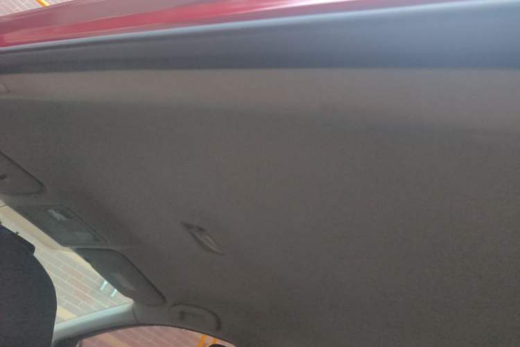 Used Nissan Tiida 2011 1.6L CVT Comfort Model Headliner