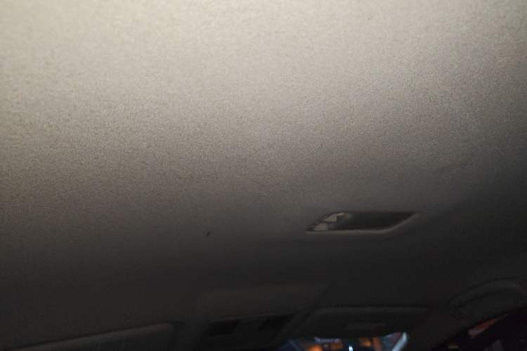 Used Nissan Tiida 2011 1.6L CVT Comfort Model Headliner