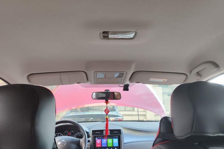Used Nissan Tiida 2011 1.6L CVT Comfort Model Headliner