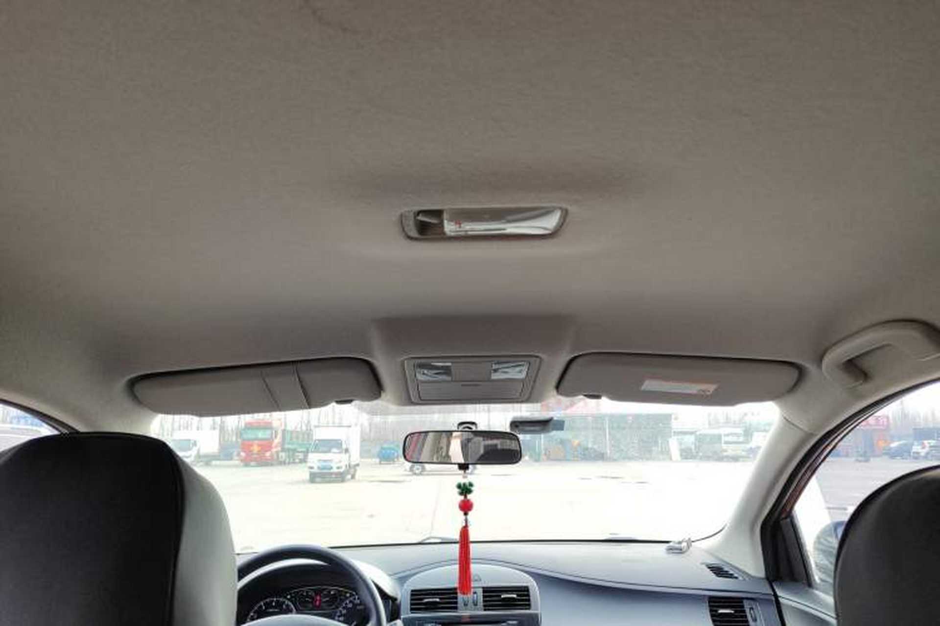 Used Nissan Tiida 2011 1.6L CVT Comfort Model Headliner