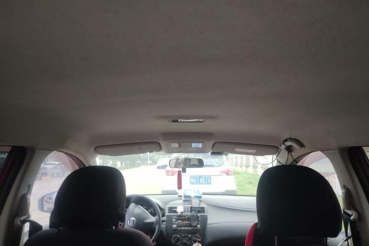 Used Nissan Tiida 2011 1.6L CVT Comfort Model Headliner
