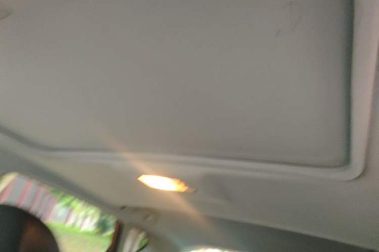 Used Nissan Tiida 2011 1.6T Manual Xuan Dong Edition Headliner