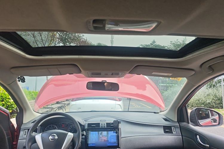 Used Nissan Tiida 2011 1.6L Manual Smart Version Headliner