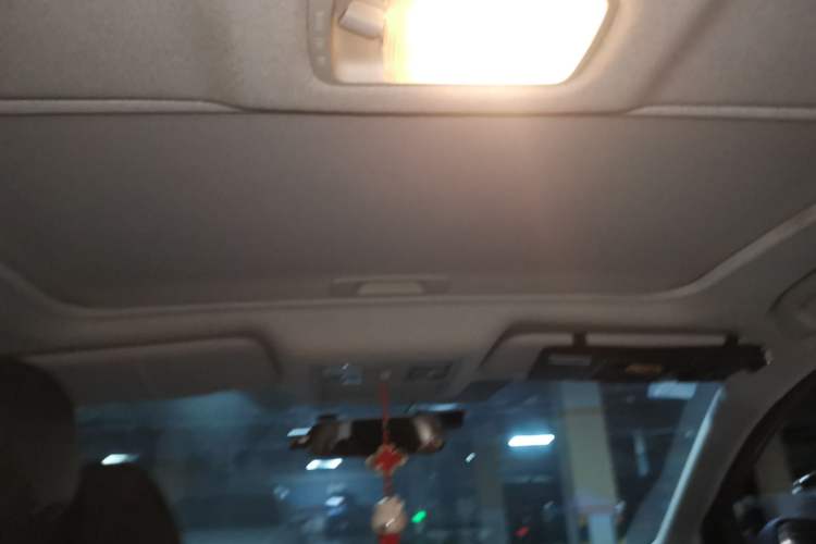 Used Nissan Tiida 2011 1.6L CVT Smart Version Headliner