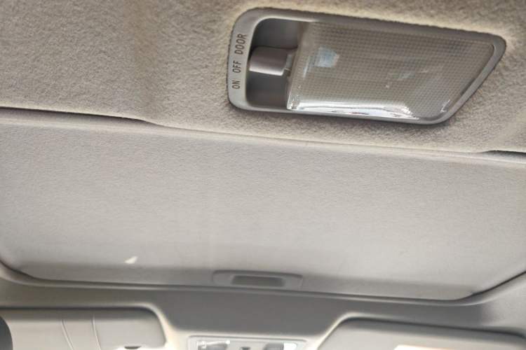 Used Nissan Tiida 2011 1.6L CVT Smart Version Headliner
