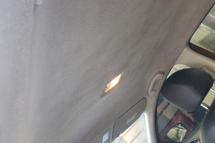 Used Nissan Tiida 2011 1.6L CVT Comfort Model Headliner