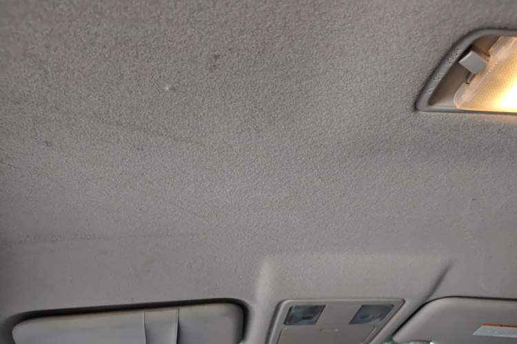 Used Nissan Tiida 2011 1.6L CVT Comfort Model Headliner