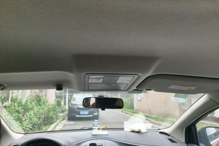 Used Nissan Tiida 2011 1.6L CVT Comfort Model Headliner