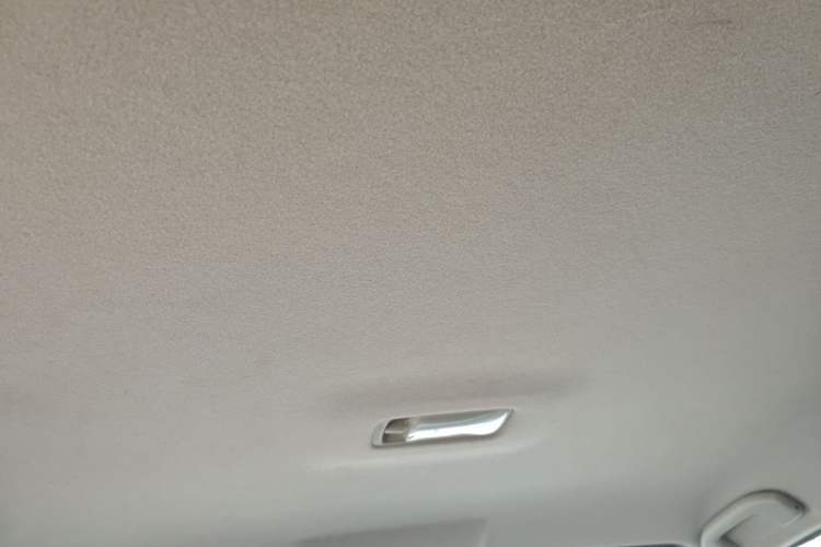 Used Nissan Tiida 2011 1.6L CVT Comfort Model Headliner