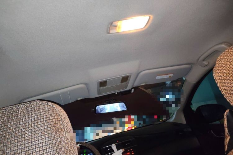 Used Nissan Tiida 2011 1.6L CVT Comfort Model Headliner