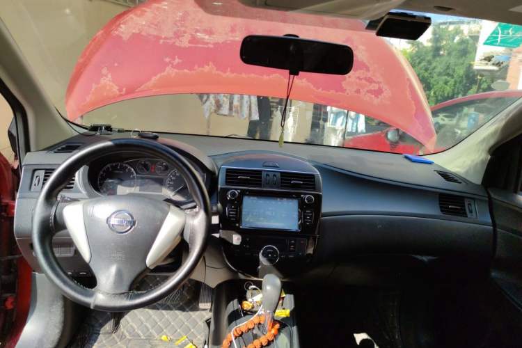 Used Nissan Tiida 2011 1.6L CVT Smart Version Headliner