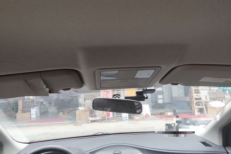 Used Nissan Tiida 2011 1.6L CVT Comfort Model Headliner