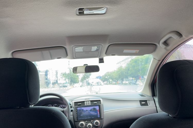 Used Nissan Tiida 2011 1.6L CVT Comfort Model Headliner