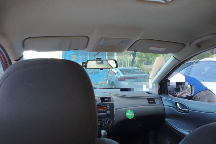 Used Nissan Tiida 2011 1.6L CVT Comfort Model Headliner