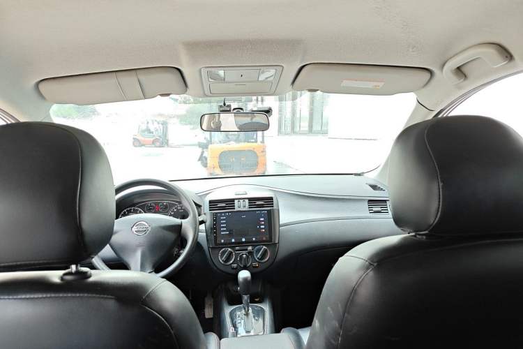 Used Nissan Tiida 2011 1.6L CVT Comfort Model Headliner