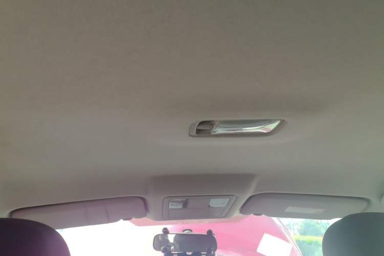 Used Nissan Tiida 2011 1.6L CVT Comfort Model Headliner