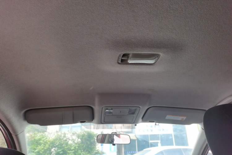 Used Nissan Tiida 2011 1.6L CVT Comfort Model Headliner