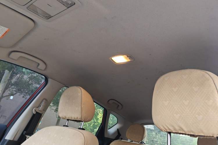 Used Nissan Tiida 2011 1.6L CVT Comfort Model Headliner