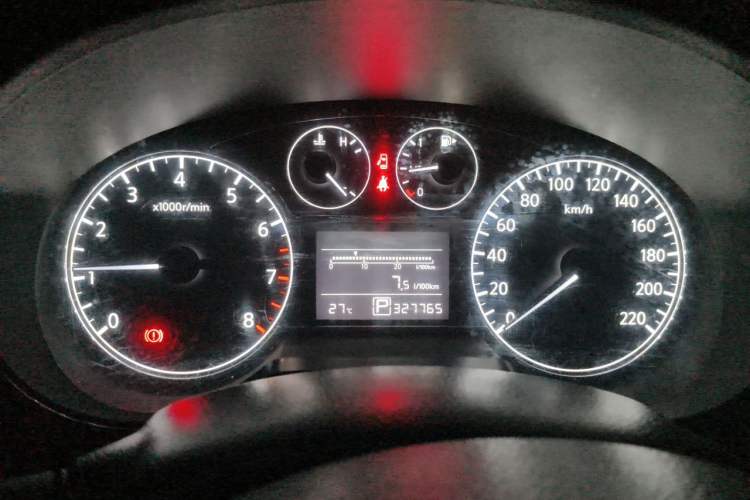 Used Nissan Tiida 2011 1.6L CVT Comfort Model Instrument Cluster