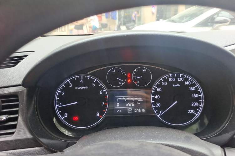 Used Nissan Tiida 2011 1.6L CVT Comfort Model Instrument Cluster