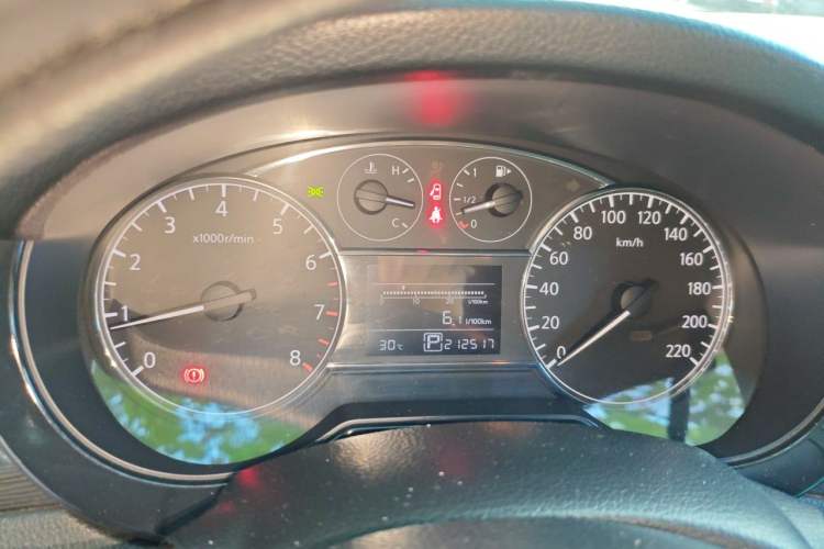 Used Nissan Tiida 2011 1.6L CVT Comfort Model Instrument Cluster