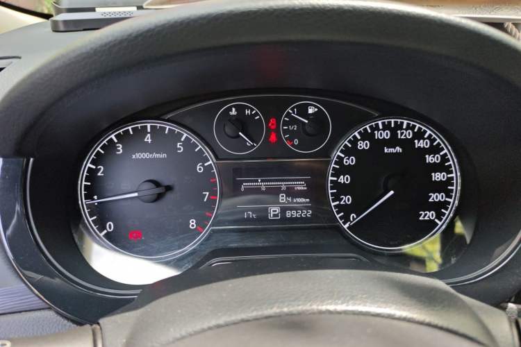 Used Nissan Tiida 2011 1.6L CVT Smart Version Instrument Cluster