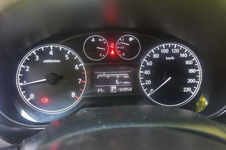 Used Nissan Tiida 2011 1.6L CVT Smart Version Instrument Cluster