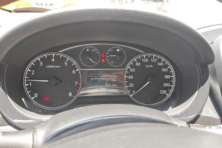 Used Nissan Tiida 2011 1.6L CVT Smart Version Instrument Cluster