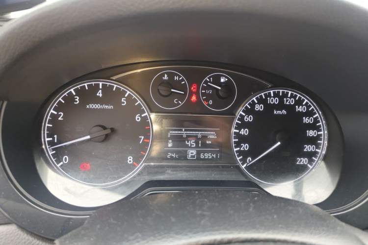 Used Nissan Tiida 2011 1.6L CVT Comfort Model Instrument Cluster