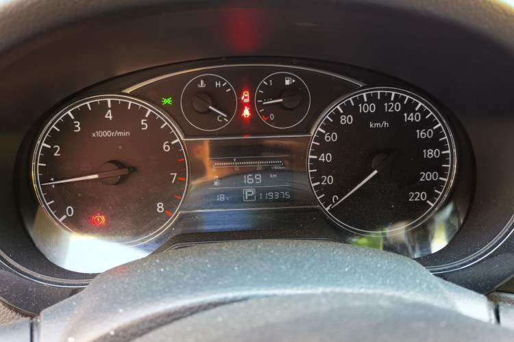 Used Nissan Tiida 2011 1.6L CVT Comfort Model Instrument Cluster