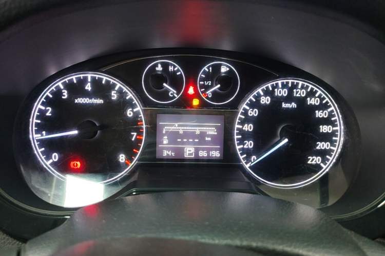 Used Nissan Tiida 2011 1.6L CVT Comfort Model Instrument Cluster