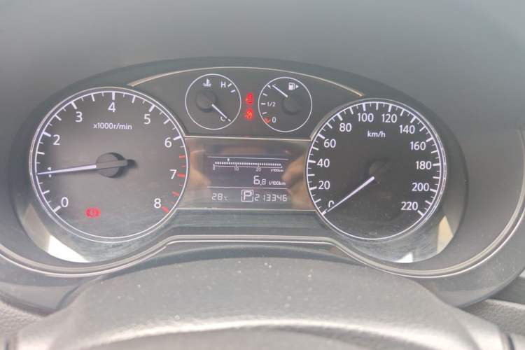 Used Nissan Tiida 2011 1.6L CVT Smart Version Instrument Cluster