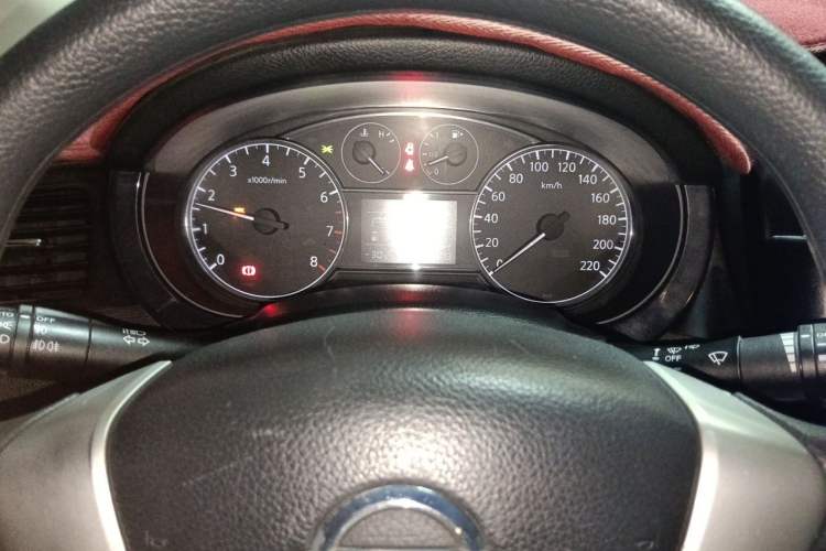 Used Nissan Tiida 2011 1.6L Manual Smart Version Instrument Cluster