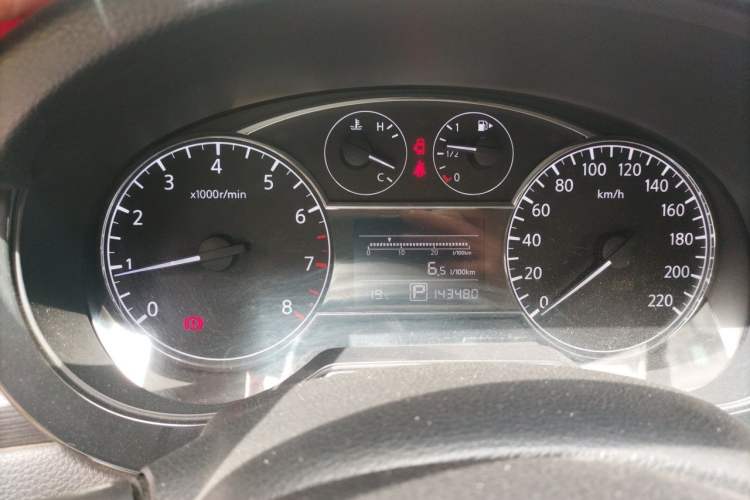 Used Nissan Tiida 2011 1.6L CVT Comfort Model Instrument Cluster
