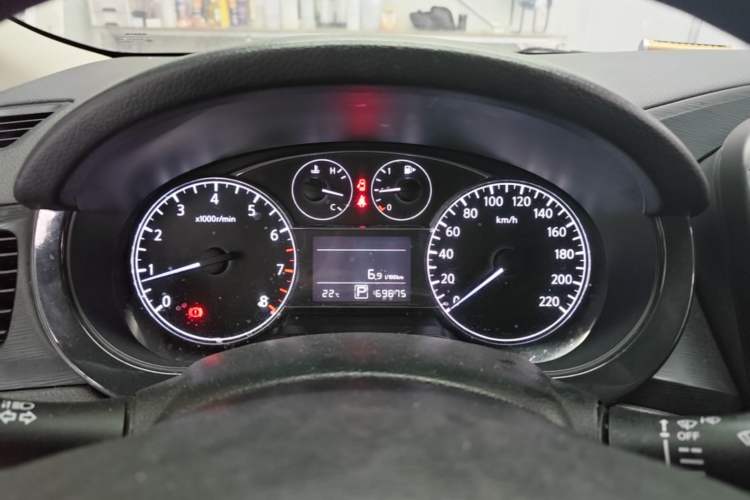 Used Nissan Tiida 2011 1.6L CVT Comfort Model Instrument Cluster