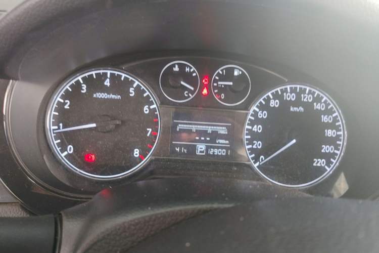 Used Nissan Tiida 2011 1.6L CVT Comfort Model Instrument Cluster