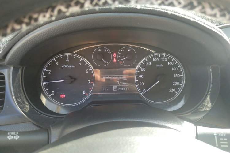 Used Nissan Tiida 2011 1.6L CVT Smart Version Instrument Cluster