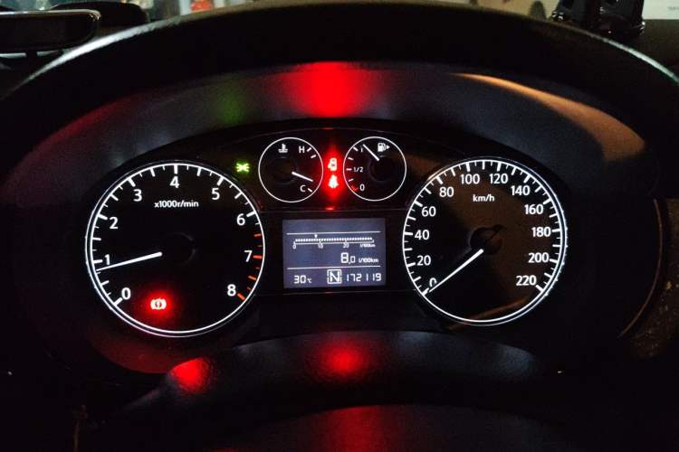 Used Nissan Tiida 2011 1.6L CVT Comfort Model Instrument Cluster