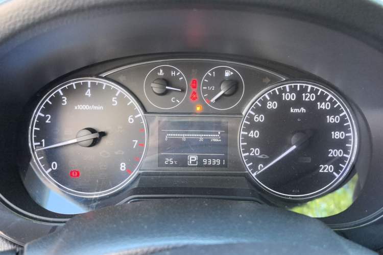 Used Nissan Tiida 2011 1.6L CVT Smart Version Instrument Cluster