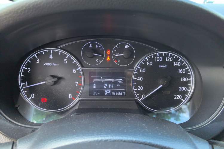 Used Nissan Tiida 2011 1.6L CVT Comfort Model Instrument Cluster