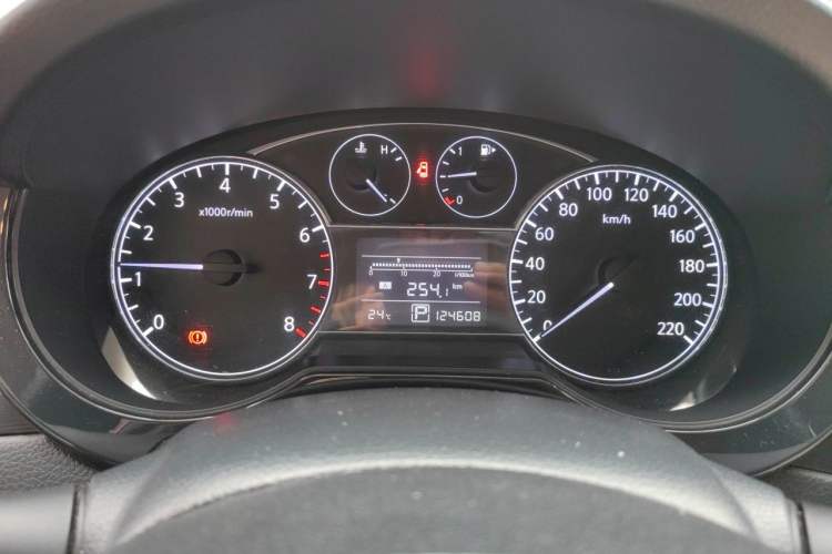 Used Nissan Tiida 2011 1.6L CVT Smart Version Instrument Cluster